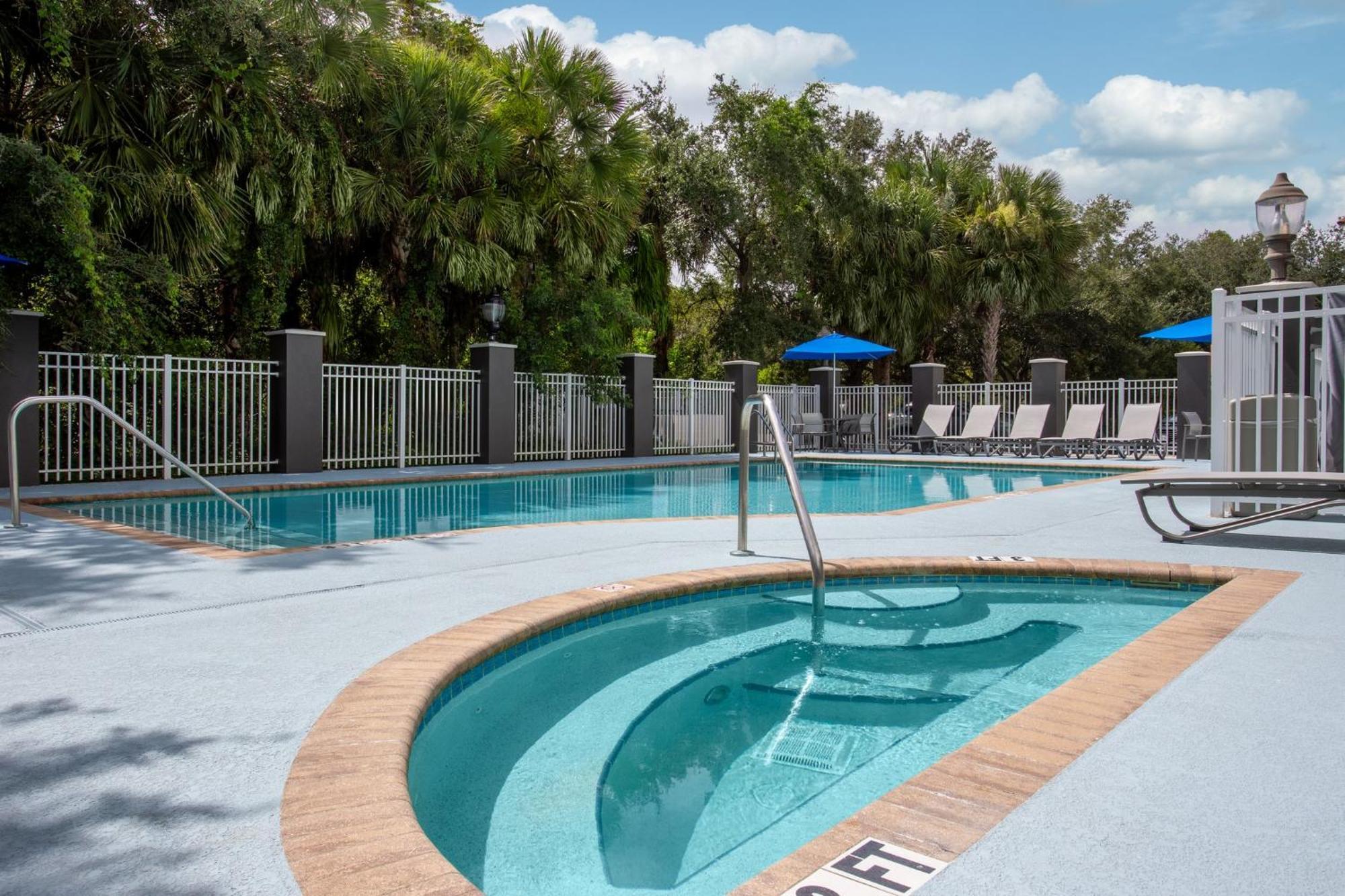 Holiday Inn Express & Suites Bradenton East-Lakewood Ranch By Ihg Exteriér fotografie
